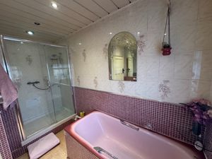 Photo 17- click for photo gallery